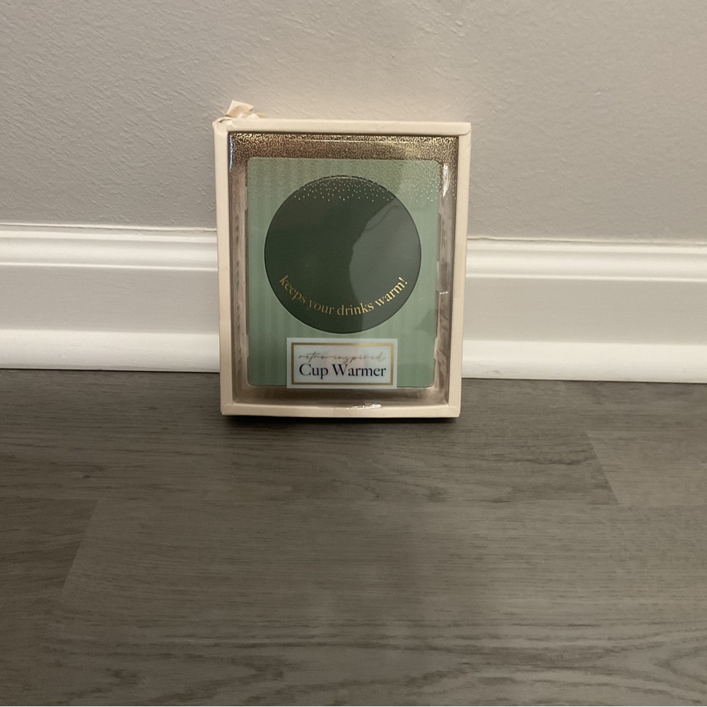 Green and Gold Cup Warmer
